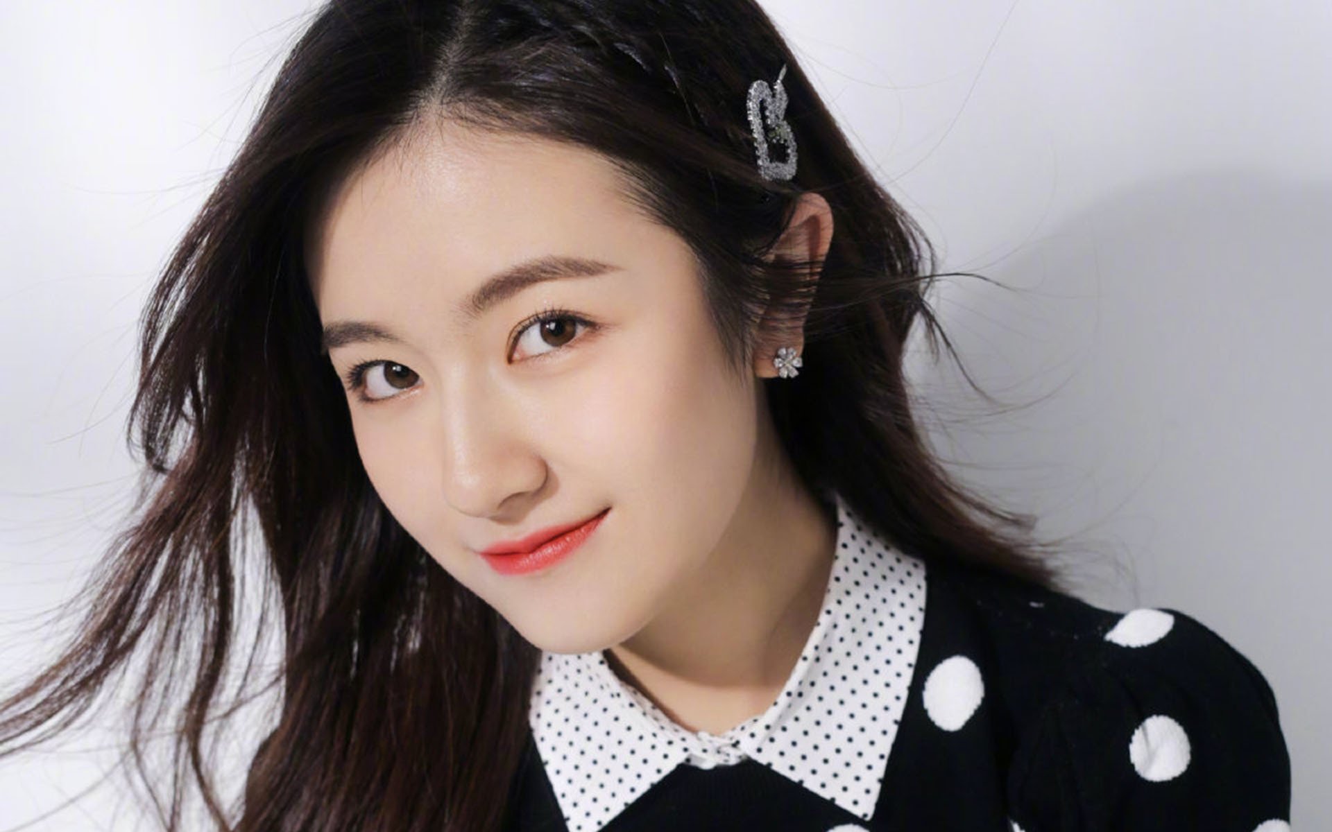 安东·李恩：全黑队中场的“关键球员”，每次传球都创造巨大威胁